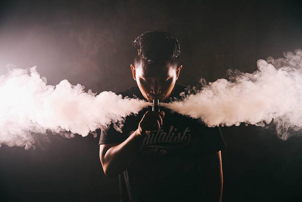 Vaping Surprises Smokers into Quitting Tobacco